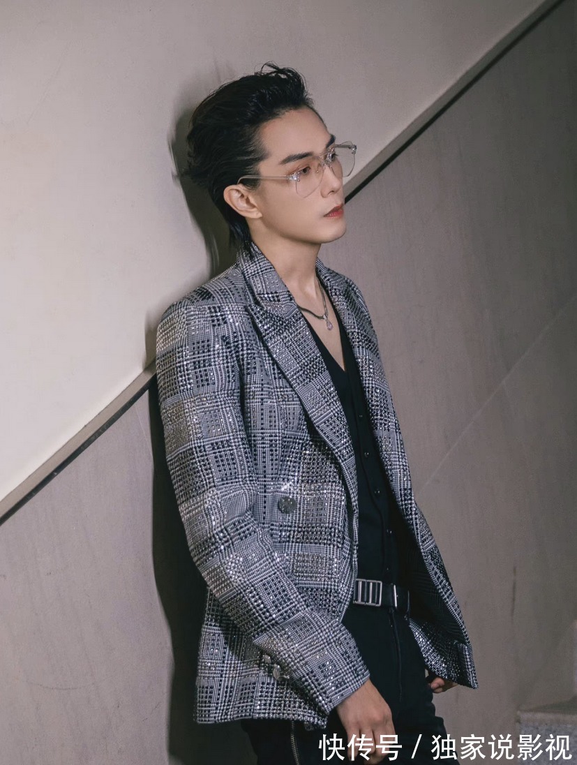 《披哥》決賽夜：陳小春奪冠，海泉卡位出局，晉鉉CP上演四角關系