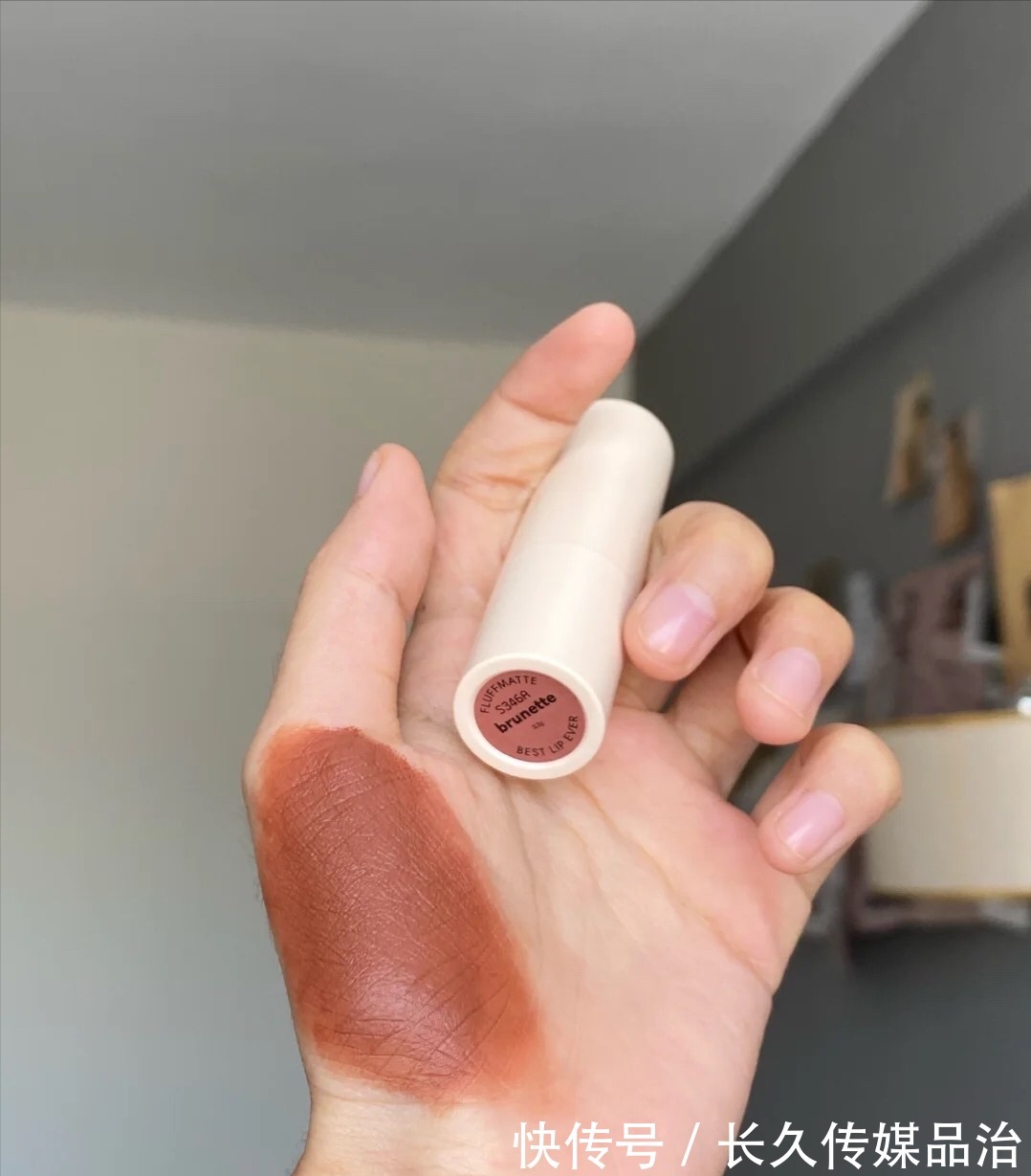 显白 黑黄皮女生快试试这些口红,显白提气质,太适合秋冬了