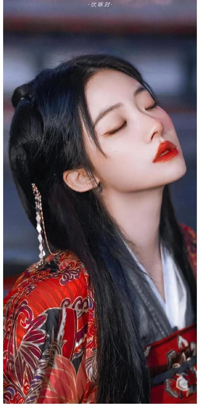 喻言 性感 古装 壁纸