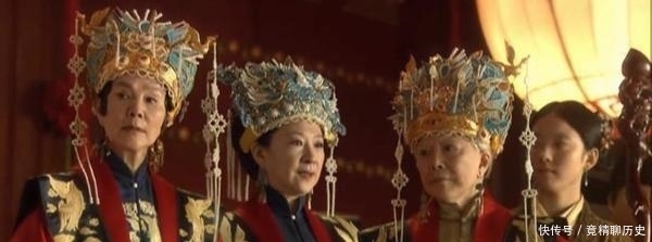 贾珍|《红楼梦》里四大家族,谁的出身更高贵?