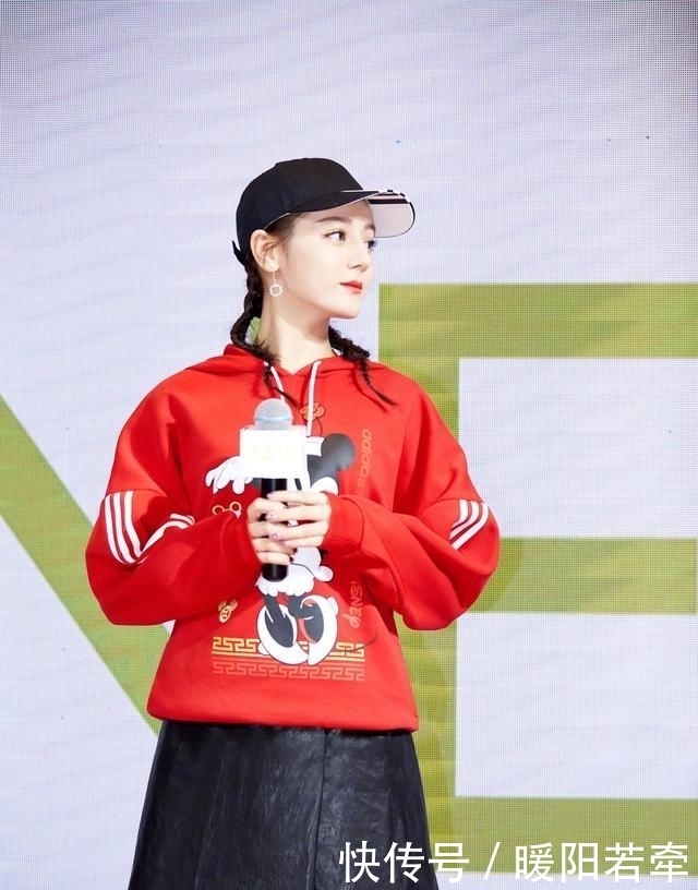 肤色|最容易显黑的4种颜色，黄皮女孩千万别穿，显老又廉价，让人笑话