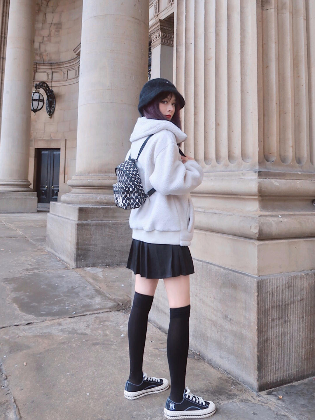 外套 暖和舒适的羊羔绒外套你get了吗?白色温柔大气,穿出软糯糯感