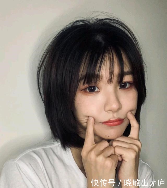 女孩子 爽快减龄的短发发型,超好打理还显脸小,盛夏必备!