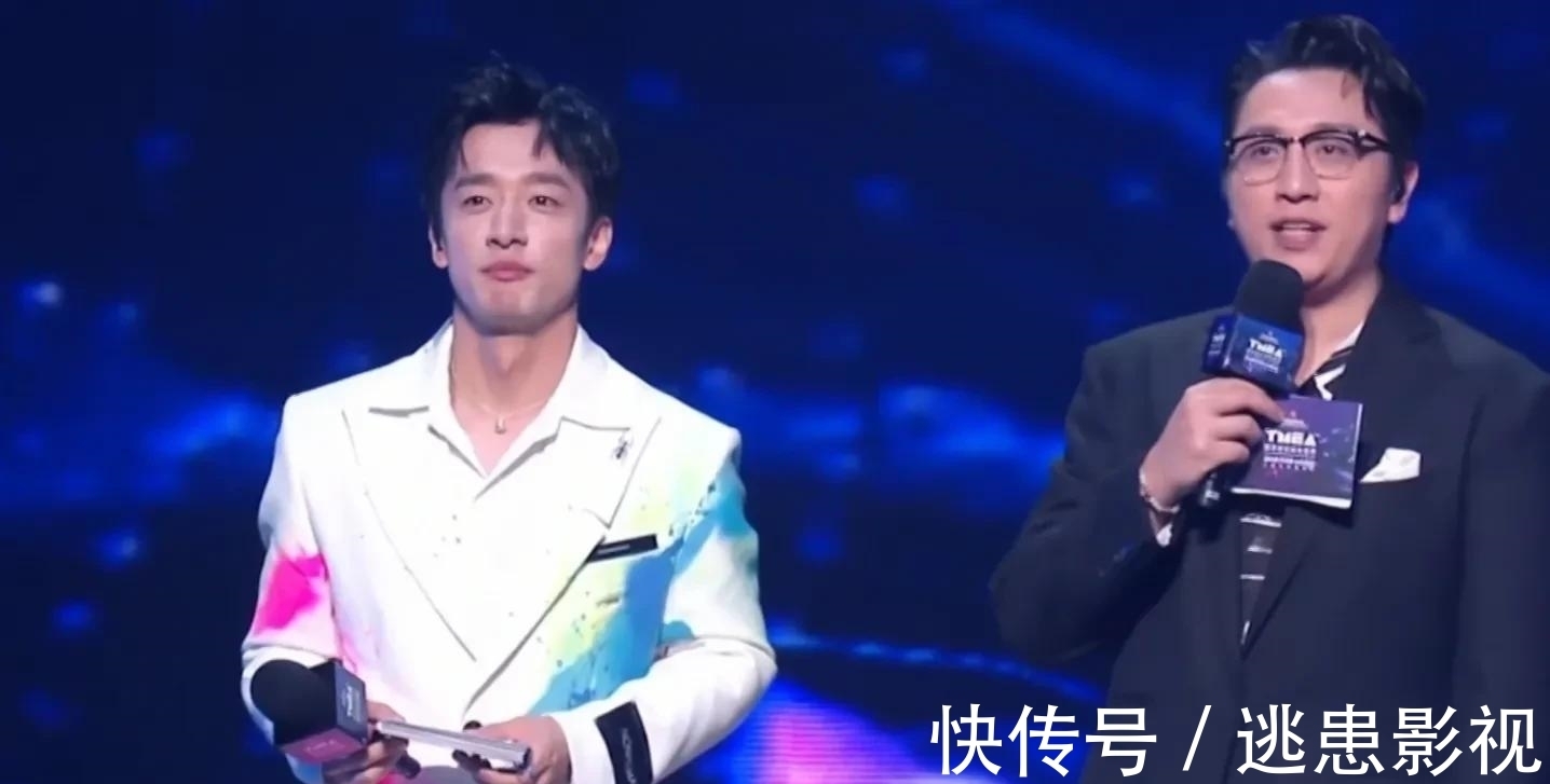 一场音乐盛典8位明星遭遇尴尬，暴露娱乐圈三大真实现状