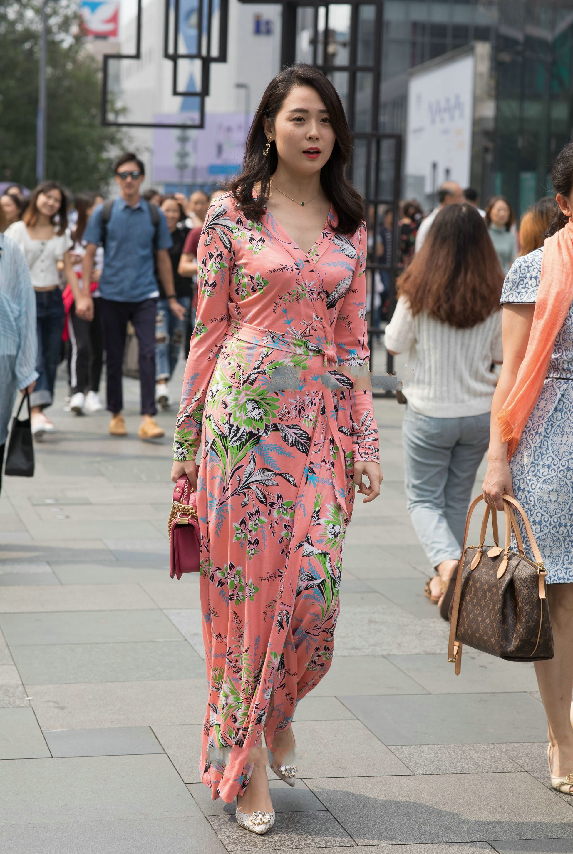 连衣裙 柔软连衣裙搭配, 个性时尚, 显个人气质