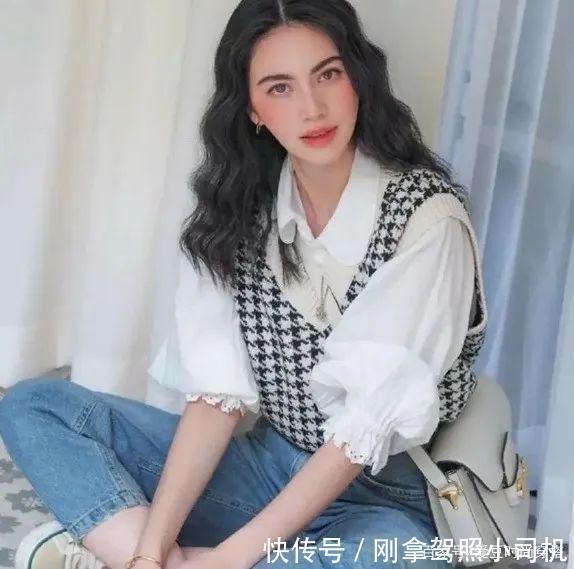 先别买针织衫！今秋必买的上衣是这件，配西装外套太好看了