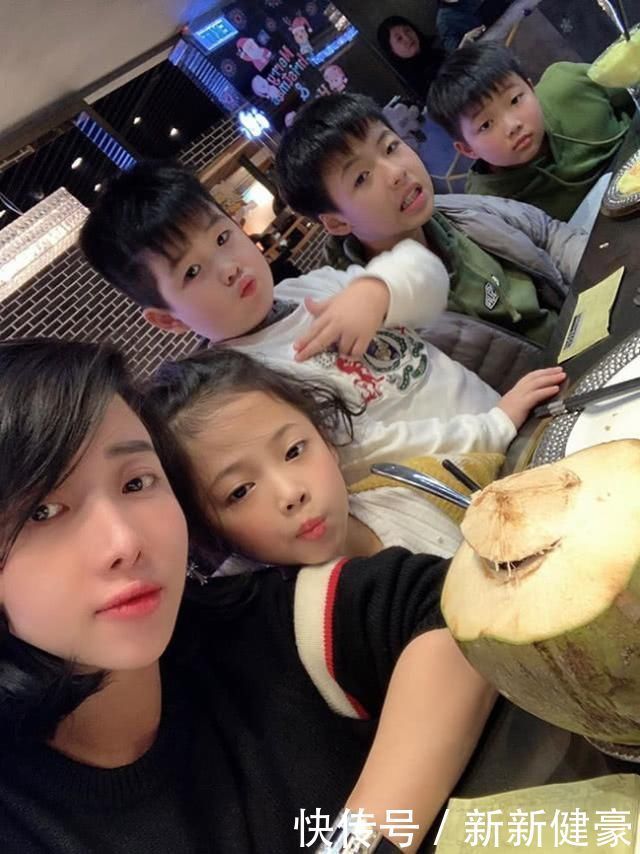 phuc|33岁女子顺产生了5个孩子,网友看完照片称她是“最美辣妈”