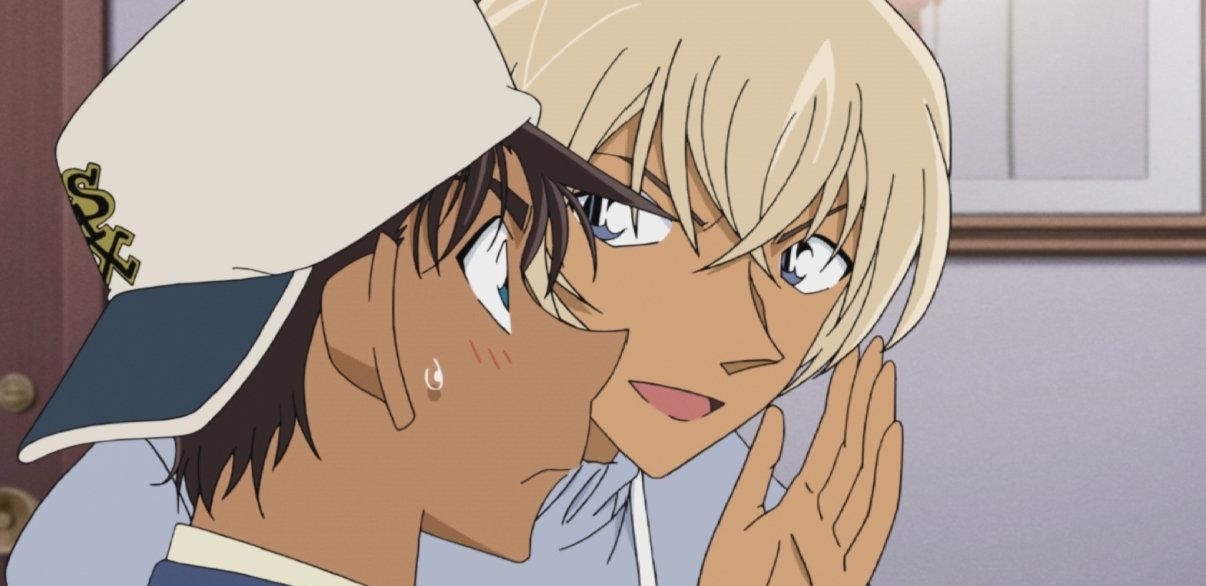 黑衣组织|柯南:安室透身世隐秘,但有细节能看出,亲爹应该不简单