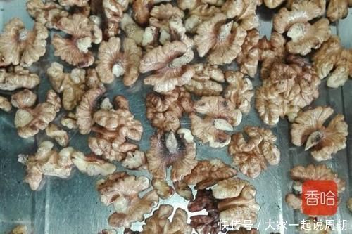 脱发|满头白发不要染,多吃这种食物,告别白发脱发,老少皆宜别错过