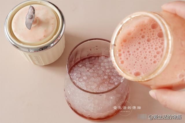 奶茶店月售过万的饮品，详细做法教给你，香甜好喝，学会不用买