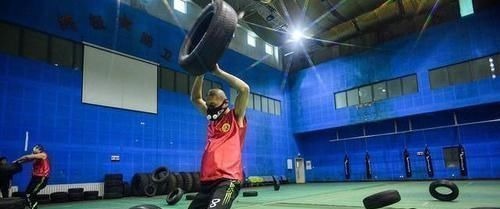 吸烟|寿命较长的男性，身体可能有“两大、三小”的特征，不妨自查