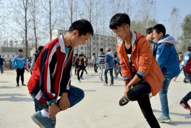 男生|初中生“身高”标准公布,达到这个数才算合格,你达标了吗?