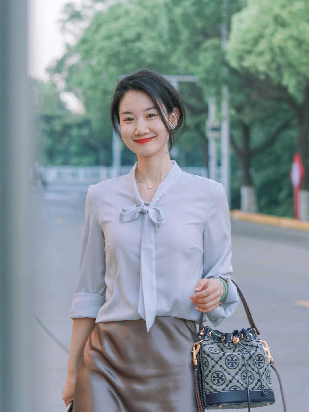 衣服|收起你的裤子吧,看看人家半身裙的搭配,简直是胖子的福音