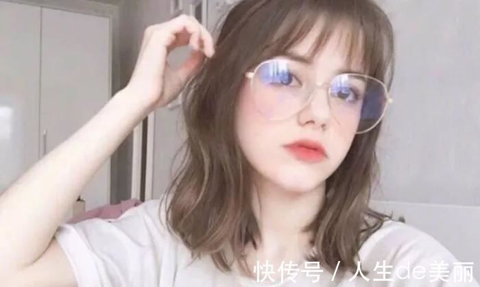 奔三|奔三奔四的女人别剪短发,试试今年流行的“懒人烫”,时髦又高级