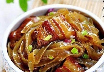 粉皮|天气冷了就该多吃这道菜,材料简单,随便一炖儿子能吃一大碗