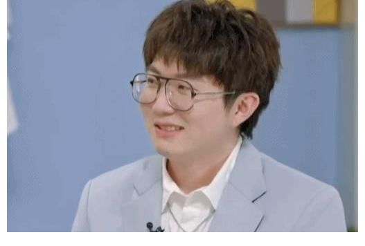 離開《青春環游記》后，周深再接上星綜藝，看到搭檔，又是他