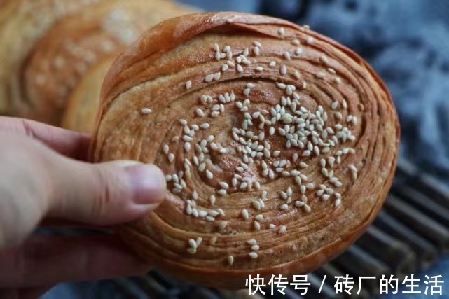 红薯新吃法,又香又脆,好吃不上火,家人抢着吃,再做30个不够