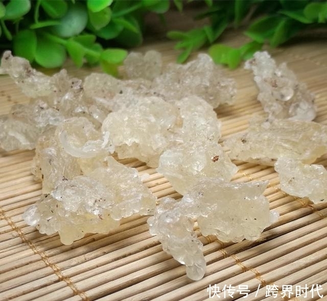 皮肤|40岁女人别不舍得保养,多吃这些“碱性食物”,皮肤细腻光滑