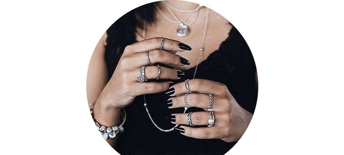 尾戒|戒指戴在不同的手指都有独特意义,告诉其中的意思,别戴错!