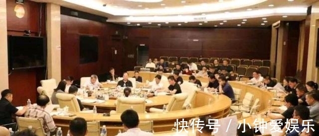 主持人证|湖南卫视召开圆桌会议,很多综艺被叫停,有些明星应该叫苦不迭了