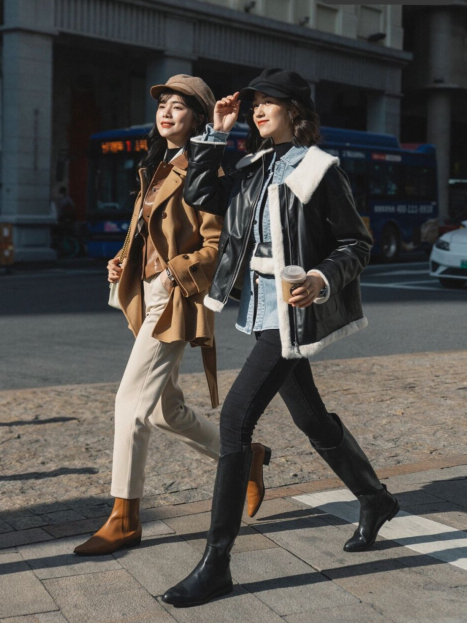 质地 “皮毛一体外套”又火了,这几种搭配保暖又帅气,普通人也能驾驭