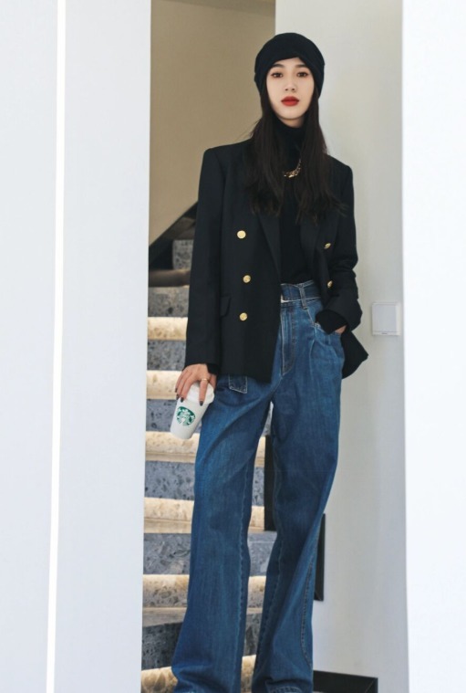 塞衣角|冬天怎么穿阔腿裤?建议搭配这4种上衣,显高显瘦不是梦