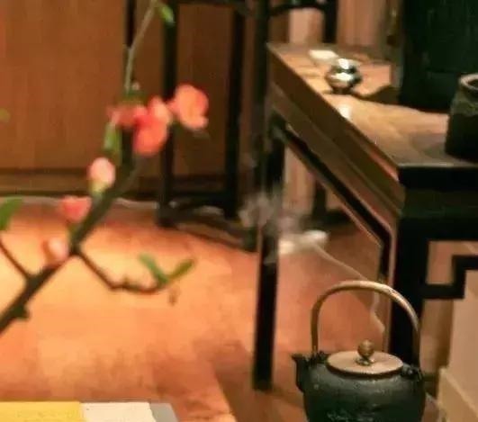 元稹!贫贱夫妻百事哀前边还有一句, 这句才是精华所在, 半数人不知道!