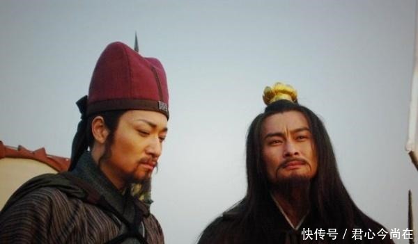 宋江|《水浒传》里吴用为何要抛弃晁盖而主动向宋江靠拢!