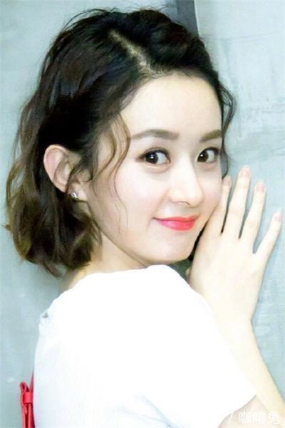 小子头|美女嫌太热,长发剪短发,清凉帅气很满意