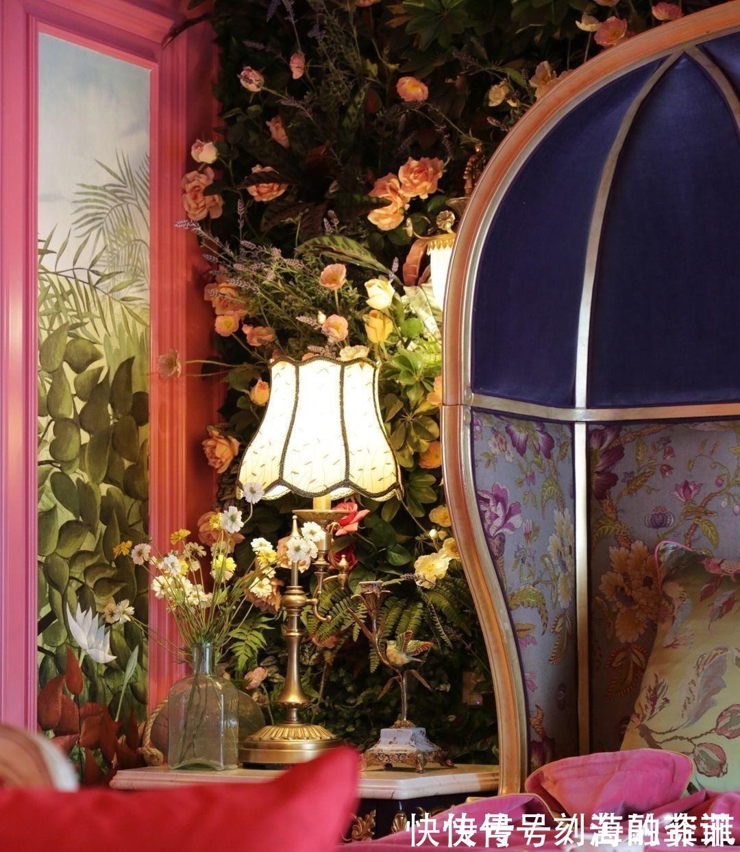 审美|大胆运用色彩的家居空间，每一个房间都独具特色，审美真是独特！