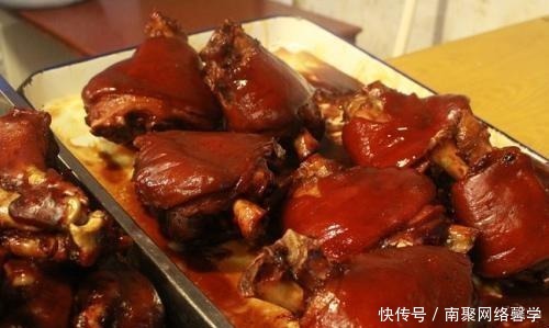 桌上|朱元璋:桌上这盘猪蹄叫什么名字?沈万三说了3个字保住了性命