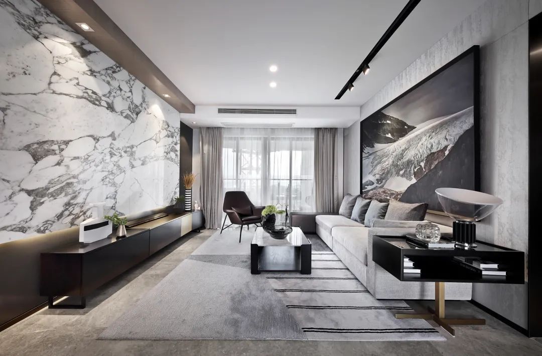 皮艺|127㎡现代轻奢,优雅高级灰,营造时尚舒适感,华丽档次高级