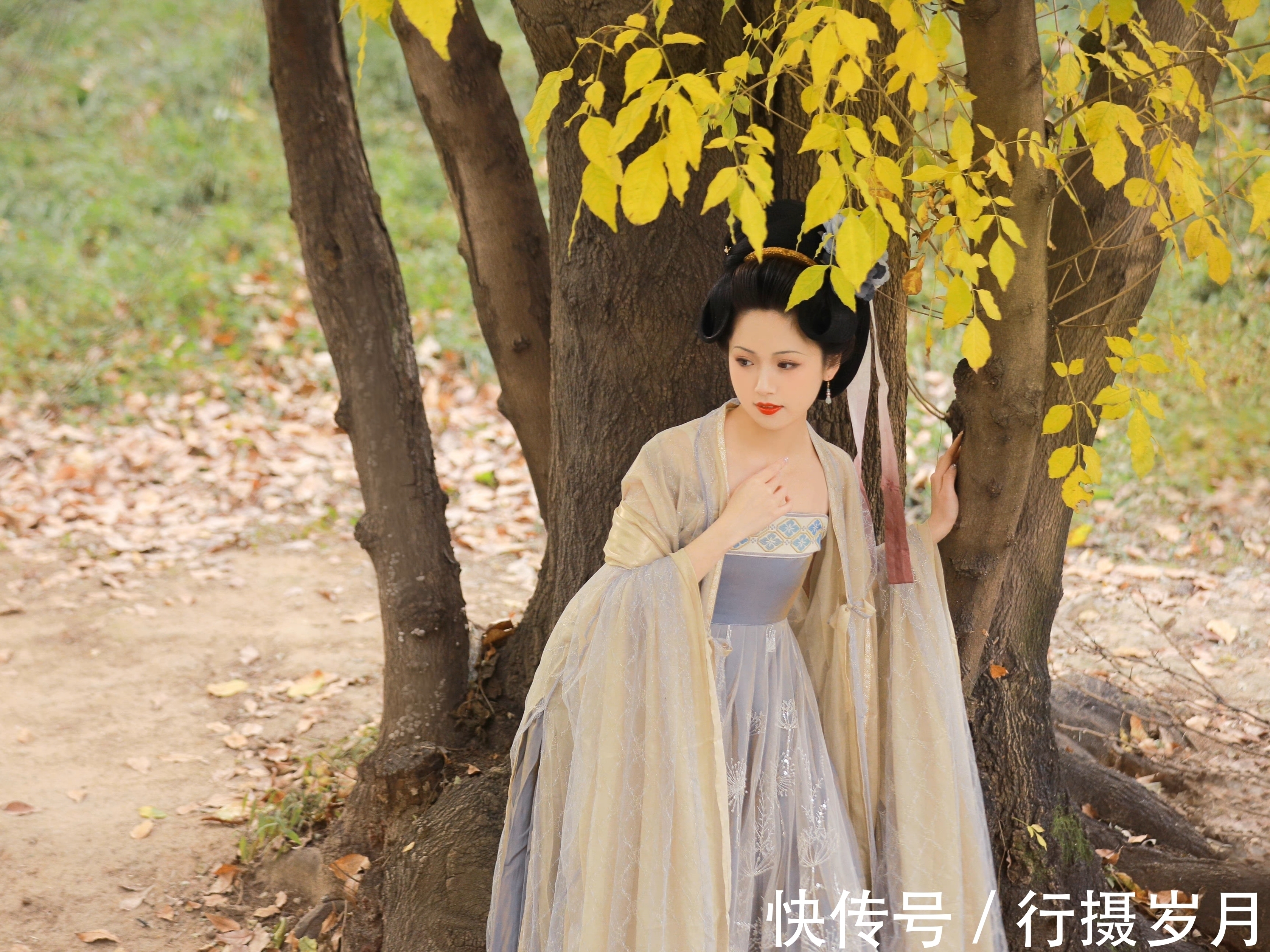 江南忆&留不下你风情一页,我却为你书写,相思多少阕?