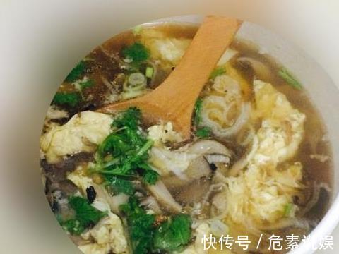 调味汁|夏季美食推荐嫩炸牛肉,蘑菇鸡蛋汤,泡椒鱼的家常做法