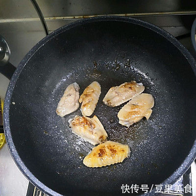 可乐鸡翅一天不吃就馋,几块钱一斤,特美味