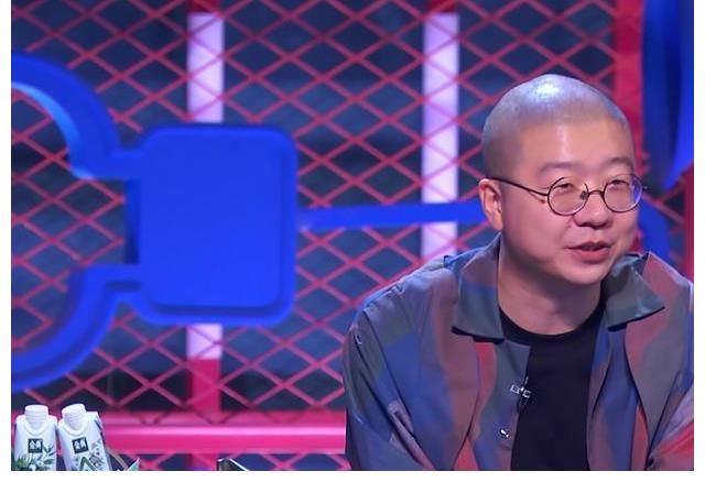 王建國|《脫口秀大會4》：李雪琴不來，王建國開場就遭淘汰？