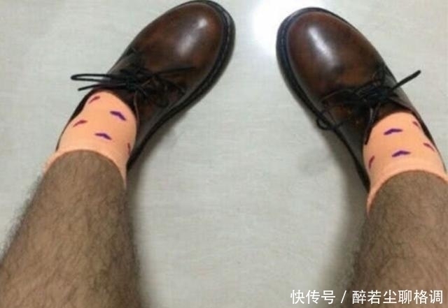 纯天然|好评比差评还要命,女孩自带纯天然毛裤,卖家:店都被你毁了!