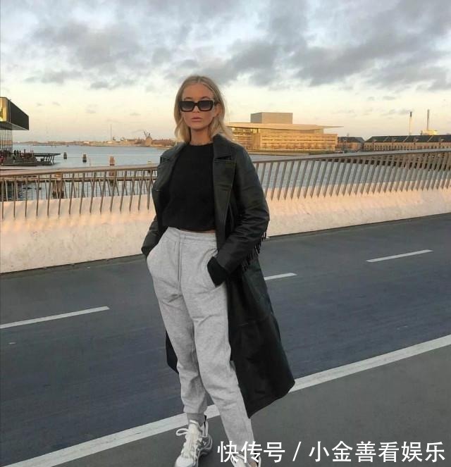 阔腿裤已经失宠了,今年更流行这条“卫裤”,配大衣、棉服都好看