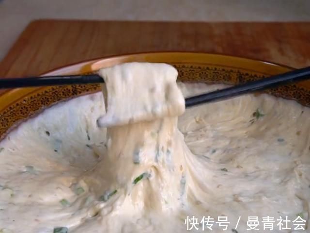 椒盐|不揉面也能烙饼,用筷子简单一搅,像面包一样松软,全程手不沾面