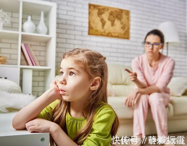 孩子|妈妈趁女儿不在家,偷偷砸开她的存钱罐,画面让宝妈无法淡定