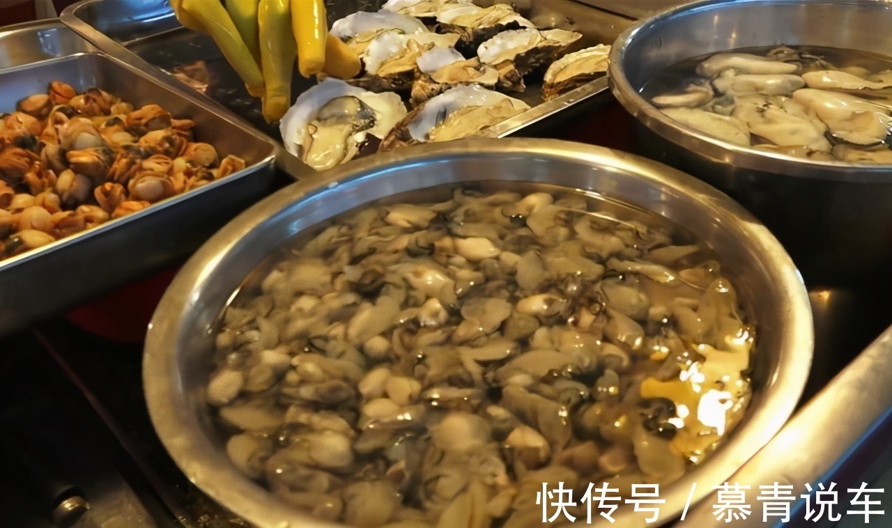 褶皱|洗生蚝肉时，放淀粉只对了一半，加点“它”，脏东西自己跑出来