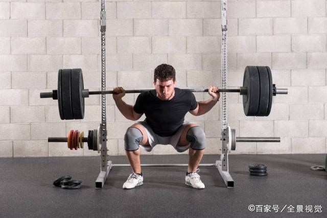 膝关节|同样是蜜桃臀和大长腿,深蹲与硬拉有哪些区别,为什么硬拉更好