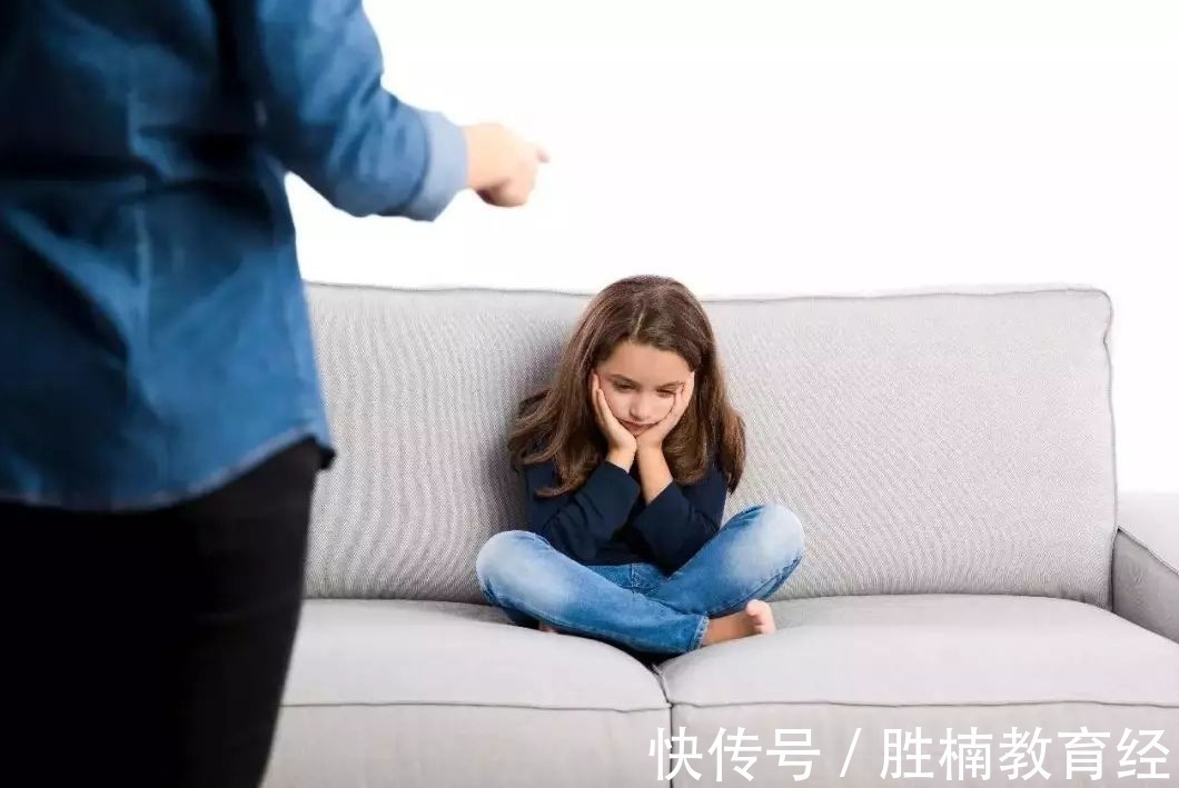 棍棒|孩子拥有一颗“玻璃心”,承受能力差,多半是父母教育方式的问题