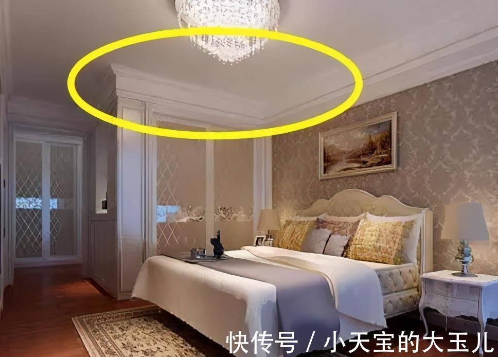顶柜|衣柜别再傻傻装顶柜了，现在流行这样装，耐用美观效果好10倍！
