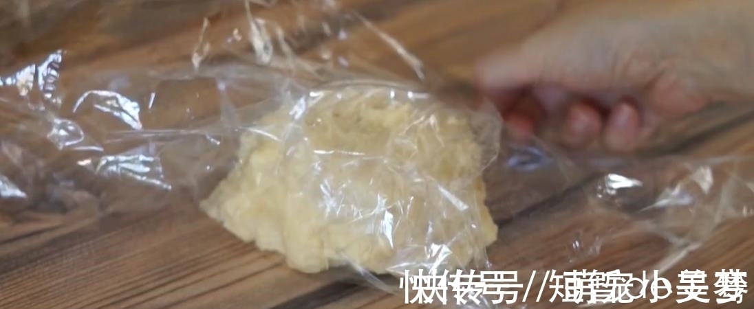 希腊酸奶|不论男女,早晨吃点它,口臭便秘逐渐消失,润肠通便,清淡养颜