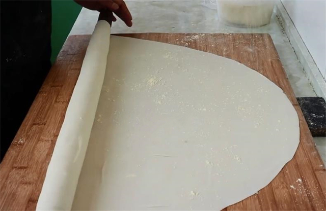 西红柿|这才是西红柿面片最好吃的做法,一做一大锅不够吃,实在太香了