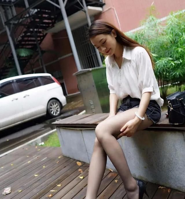 适合|什么腿型适合穿丝袜腿胖,腿弯适合穿丝袜吗