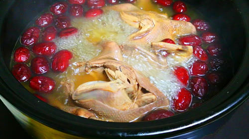 冬天，喝鸡汤羊汤不如喝这汤，营养极高，再贵也要吃，太香了！