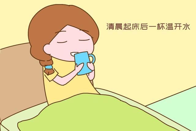 孕妈|怀孕后，孕妈喝水时要讲究，以下方式会让羊水更清澈，对胎儿好