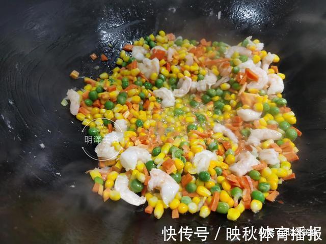 玉米粒|剩米饭这样炒，营养丰富味道好，比吃大鱼大肉还要香，不信你试试